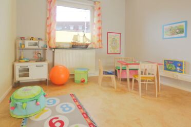 Ein Therapieraum mit Spielzeug